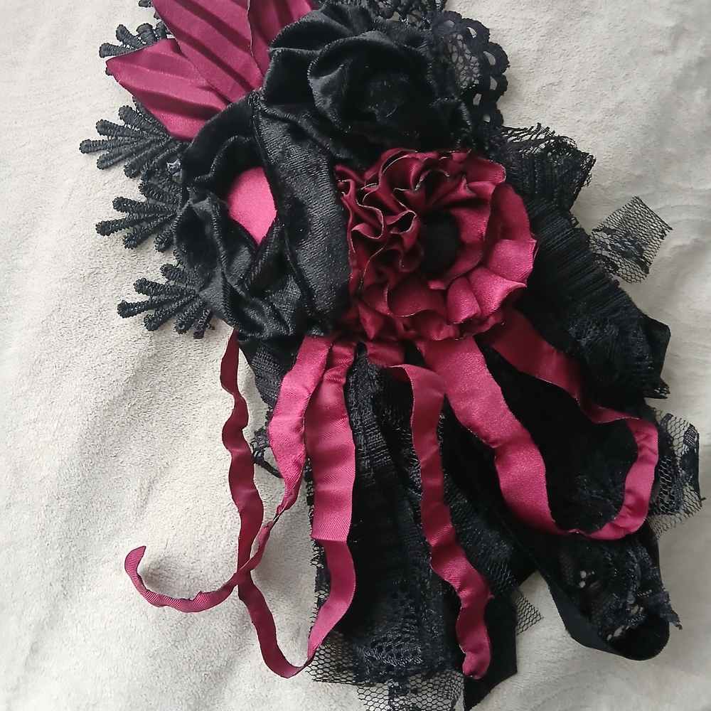 Elegant Black and Burgundy Floral Brooch